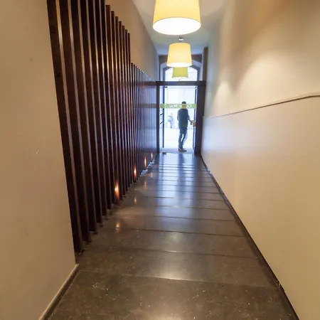 Nou3 Apartment Girona